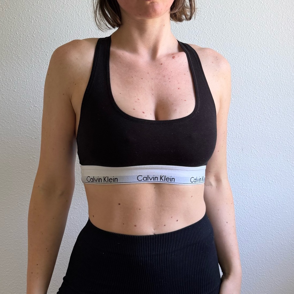 Calvin Klein Black and White Logo Branded Sports Bra Bralette size medium - Picture 2 of 10